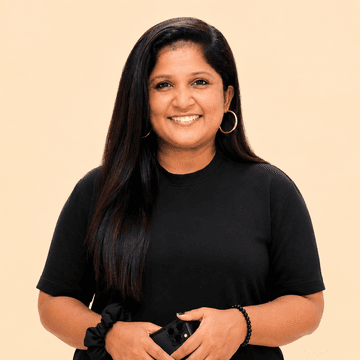 Portrait of Avindi Nisansala, Business Analyst at Meetrix